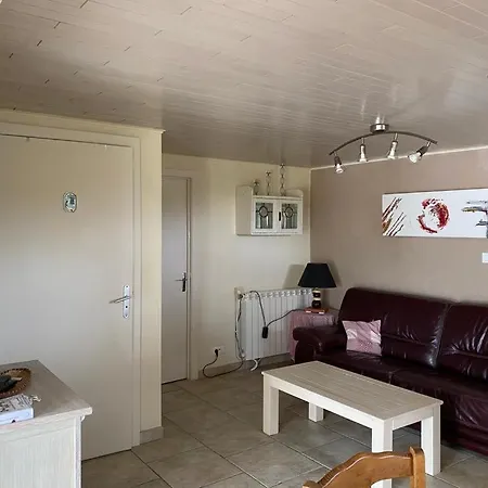 Legitedastride Apartman Les Assions